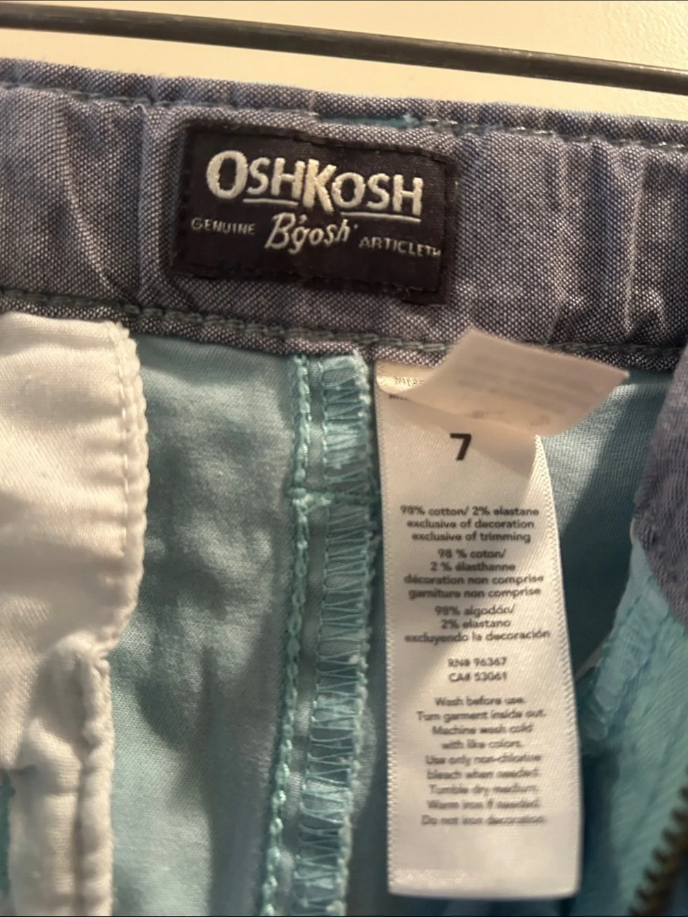 OshKosh B'gosh kid’s Sky Blue ZipUp Chino Shorts inner elastic pockets size 7